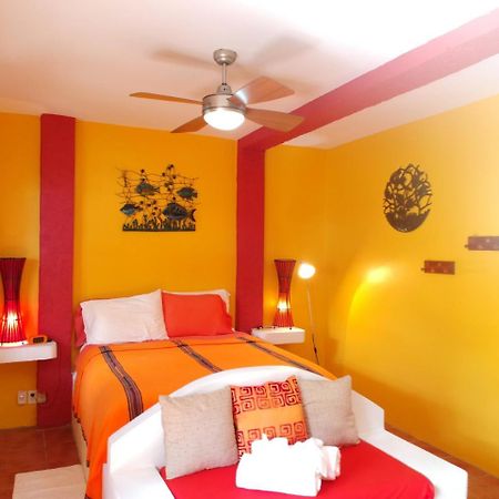 Seaside Cabanas Hotel Caye Corker Kültér fotó